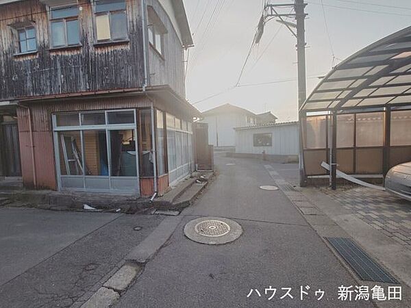 前面道路含む現地写真