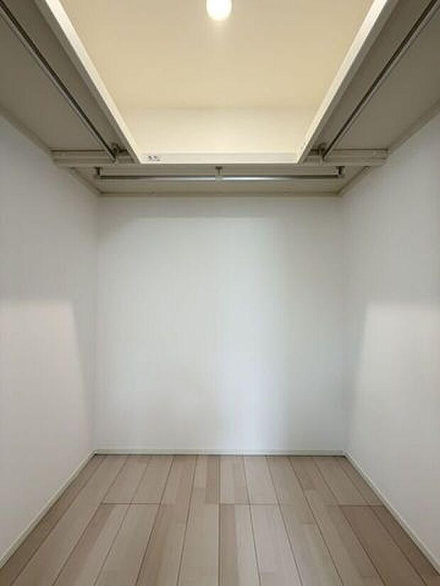 ウォークインクローゼット