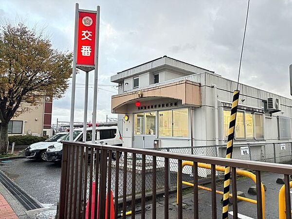 秋葉警察署 新津駅前交番 1200m