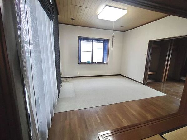 2階洋室9帖