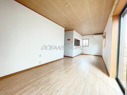 比企郡滑川町月の輪1丁目　中古戸建 4LDKのリビング/ダイニング