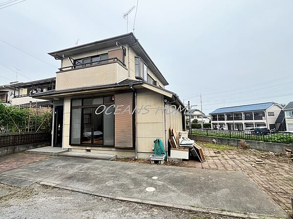 外での作業に役立つ外水栓があります。小さいお子様がいるご家庭やペットを飼われているご家庭に重宝します♪