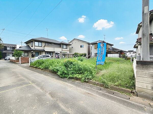 小学校が近くお子様の通学が安心です♪