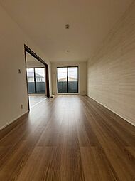 クレスト山本I 103 1階2LDKのリビング/ダイニング