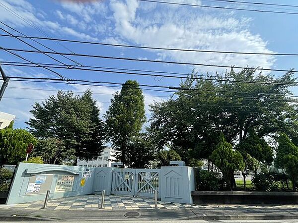 武蔵野市立第三中学校 徒歩15分 1120m