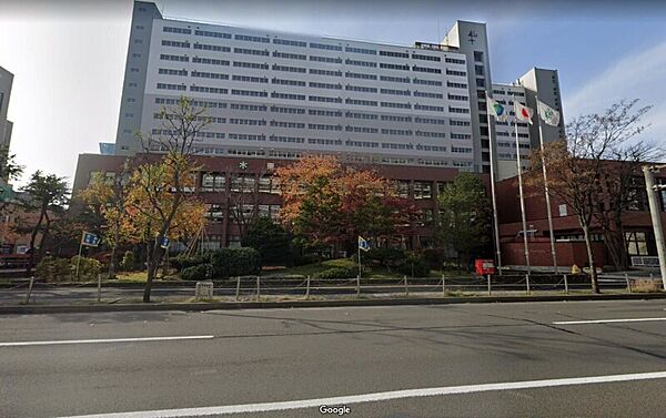 画像21:札幌市東区役所 1636m