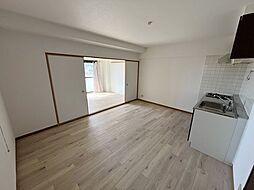 名古屋市営名城線 平安通駅 徒歩2分の賃貸マンション 9階2LDKのリビング/ダイニング