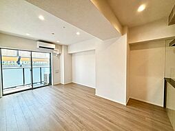 ブリックレジデンス南青山（BRICK RESIDENCE南青山） 203 2階2LDKのリビング/ダイニング