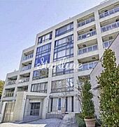 麻布十番駅より徒歩4分 築24年9ヶ月 8階建の賃貸物件