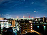 その他：＜バルコニーからの眺望＞バルコニーからはみなとみらい方面の夜景が望めます。
