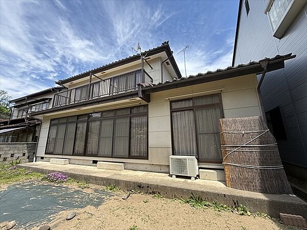 建物全体の状態も良好で、丁寧に管理されてきた印象です