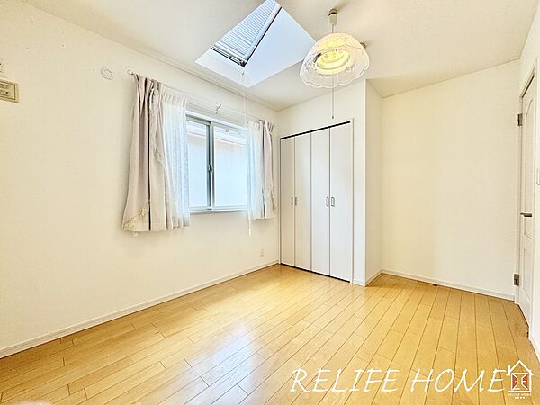 ■Style room■  2面採光の居室は快適な光を取り入れ、心地よい風を取り入れます。収納スペースもあり、生活しやすい居住スペースです。