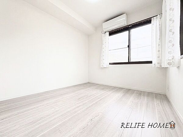 ■Style room■  落ち着いた雰囲気のプライベートルームはシンプルでスマートな空間。ご家族一人一人が快適に過ごせるゆったり快適な居室。※本画像はAIがCGで家具を消しております。
