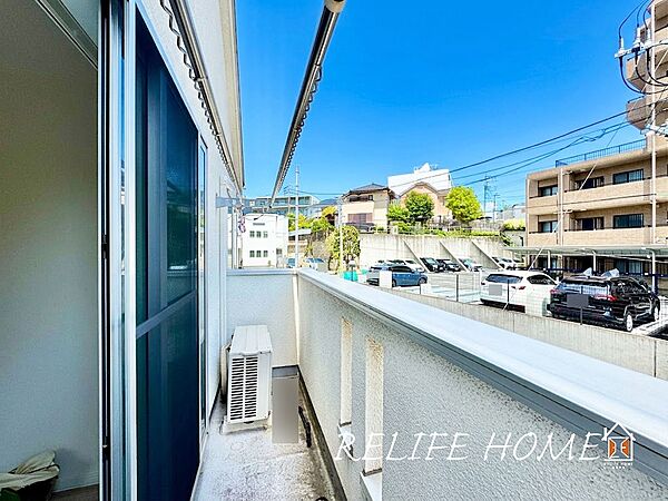 ■Balcony■  バルコニーは開放感があり、洗濯物を干すだけでなく気分転換のスペースとしても活躍♪ご家族に合わせた楽しみ方ができますね。