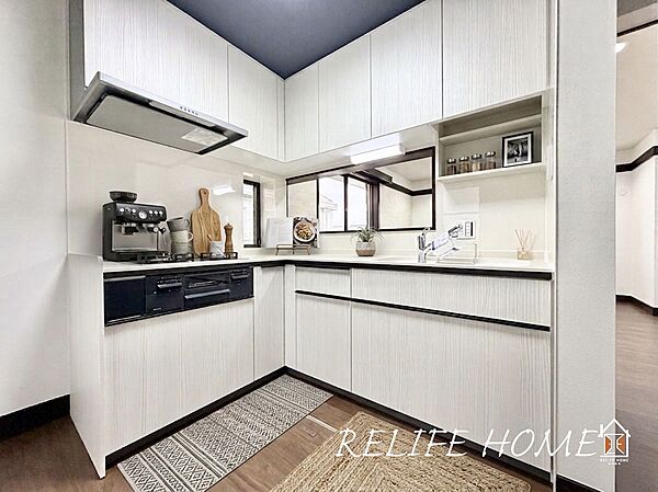 ■System kitchen■  ※本画像はAIがCGで家具作成しており、実際の現地に家具は設置されておりません。また、販売価格に家具等は含まれておりません。
