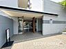 エントランス：■Entrance■  ゆとりを感じさせる明るい空間が住まう人や訪れる人を心地よく迎え入れてくれます。