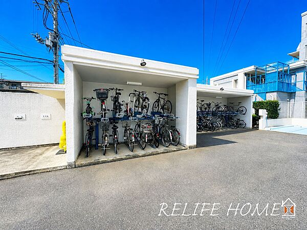 ■Bike parking■駐輪場完備！屋根がついてますので雨から守ってくれます♪