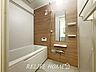 浴室：■Bath Room■  一日の疲れを癒す場として、ゆったりと足を伸ばしてくつろげる綺麗で清潔感のある色味の浴室。
