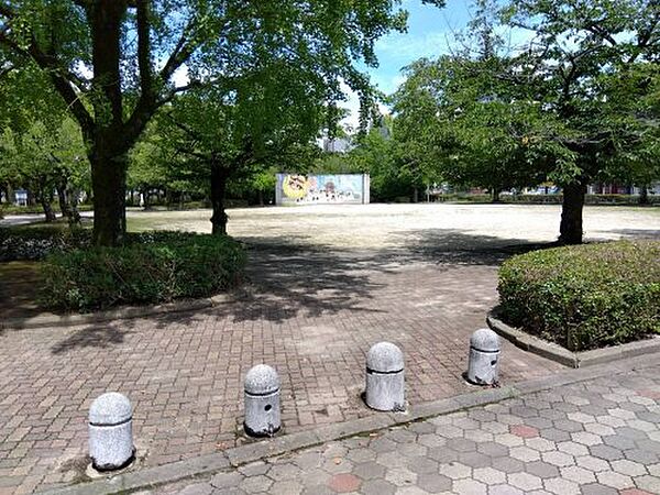 画像28:【公園】三本松公園まで728ｍ