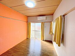 茨大ハイツ 104号室 1階1Kのリビング/ダイニング