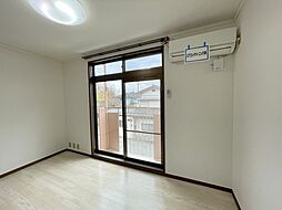 バンビーズ B棟 201号室 2階1Kのリビング/ダイニング