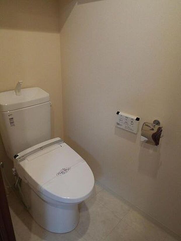 トイレ温水洗浄便座
