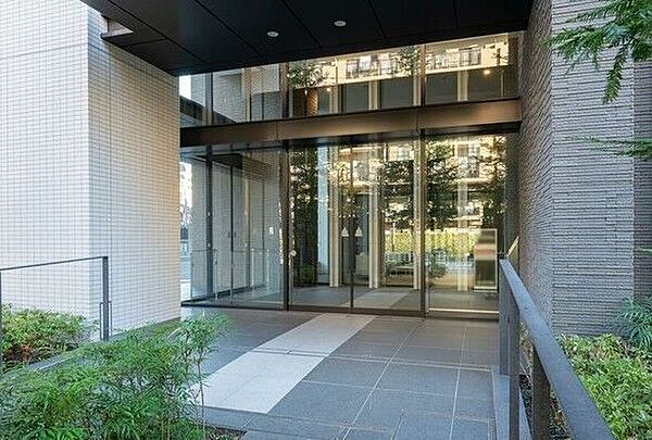 エントランスを拡大表示