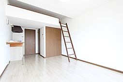 ELLE 103号室 1階ワンルームのリビング/ダイニング