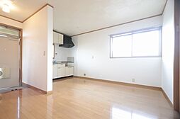 ハイツ桜川 202号室 2階2LDKのリビング/ダイニング