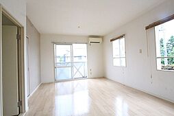 エミネンス高野台 B 201号室 2階2LDKのリビング/ダイニング