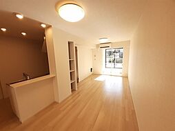 アヴァンセ IV 102号室 1階1LDKのリビング/ダイニング