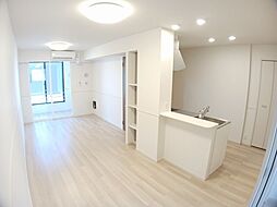 シェノン IV 104号室 1階1LDKのリビング/ダイニング