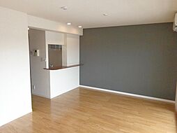 メゾン・ボヌール 033号室 4階2LDKのリビング/ダイニング