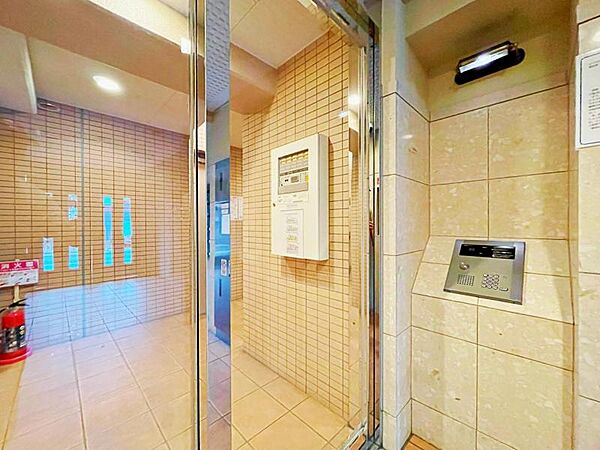 安心の【オートロックセキュリティ】良好な管理体制