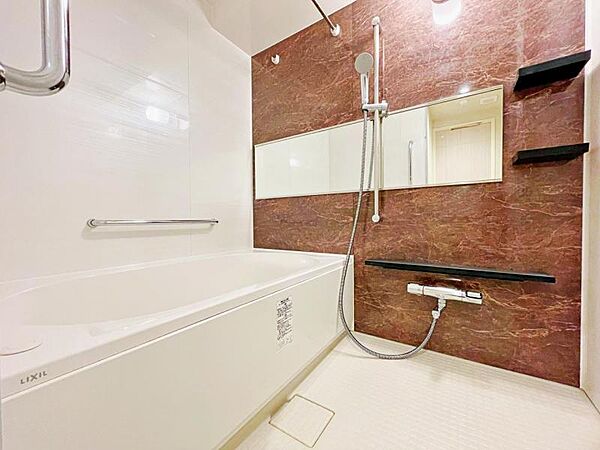 apartment 東京都国立市富士見台2丁目
地図を見る