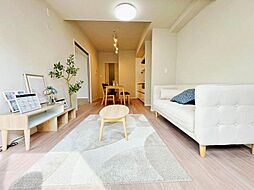 アルシオン生田サンクロールヒルズ 3LDKのリビング/ダイニング