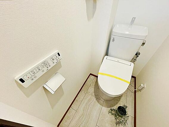 トイレ新規交換...