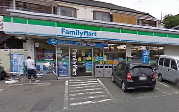 ファミリーマート 金程住宅店　徒歩6分