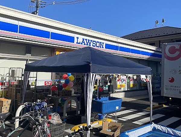 ローソン 三鷹下連雀七丁目南店 徒歩4分