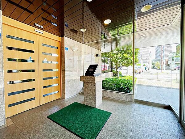 エントランスを拡大表示