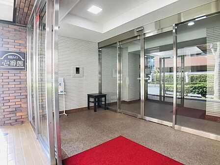 安心の【オートロックセキュリティ】良好な管理体制