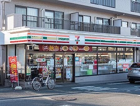 セブン-イレブン 杉並下高井戸5丁目店 徒歩3分