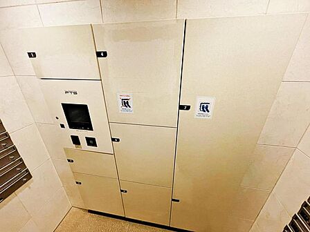【宅配ボックス】不在時の荷物の受取もできます。