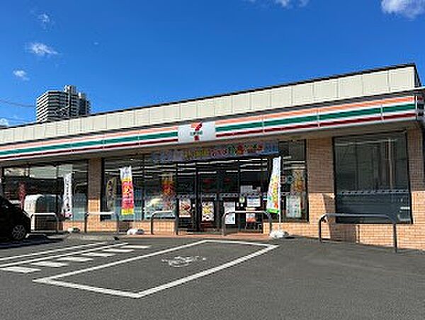 セブン-イレブン 相模原東橋本1丁目店　徒歩5分
