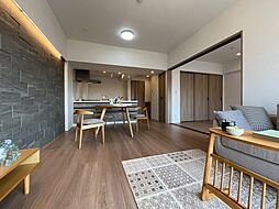 リバーツイン厚木 303 3LDKのリビング/ダイニング