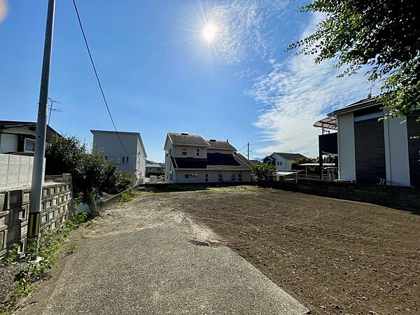 敷地面積80坪超の平坦地！建物プランが当てはめやすいお土地です！