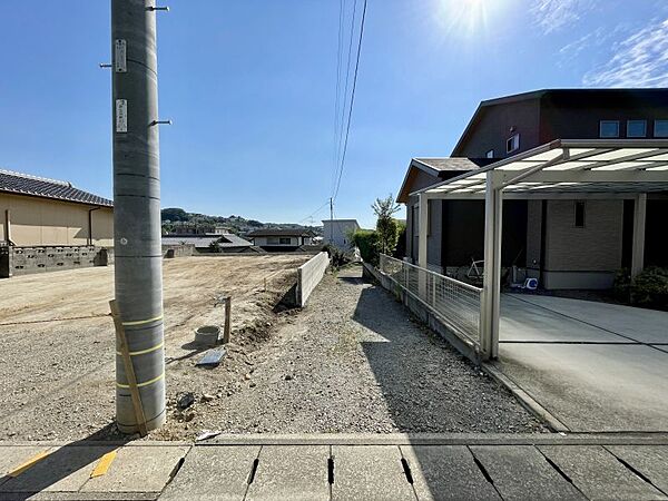 採光や開放性に恵まれ、空が広く閑静な趣を感じる環境です♪