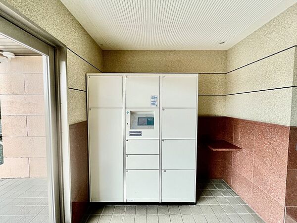 宅配ボックス付きなので留守の際にも安心です！