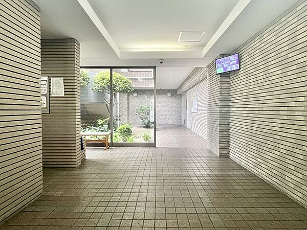 オートロック・防犯カメラ付きでセキュリティ充実なマンション！安心して生活できます。