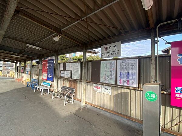 須屋駅まで　800m　徒歩約10分●自転車の持ち込み時間は、平日　午前9時～午後3時30分まで、日曜・祝日については時間に関係なく持ち込み出来、通勤、通学もしやすいです。